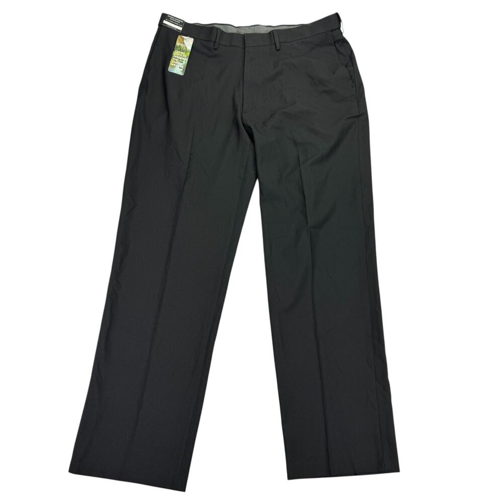 Haggar Mens Premium Comfort Classic Fit Flat Front Dress Pants Black 38x32